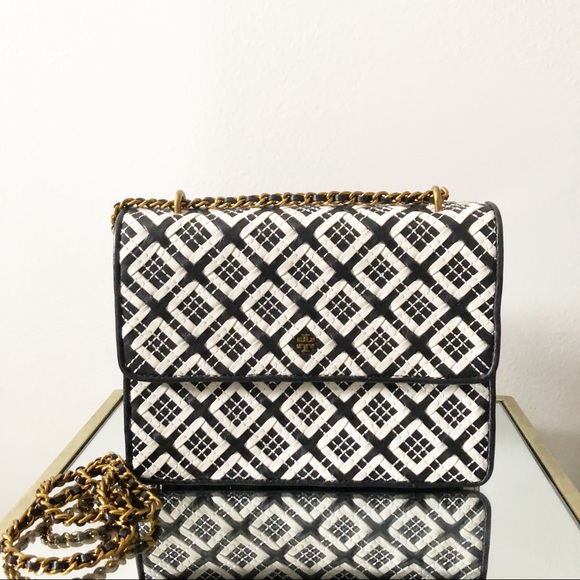 Tory Burch Robinson Woven Leather Shoulder Bag - Picture 1 of 11